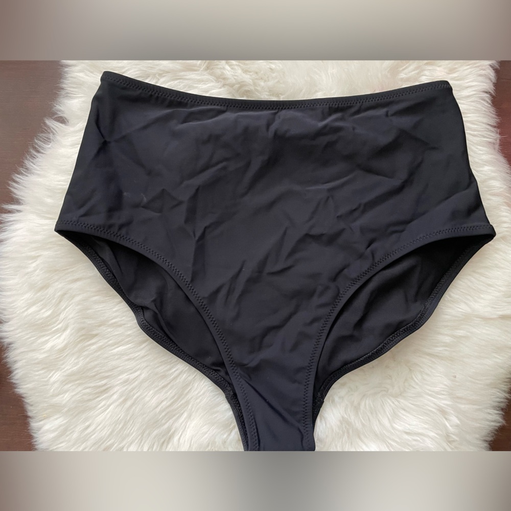 New! Sleeper Black Classic Bikini
